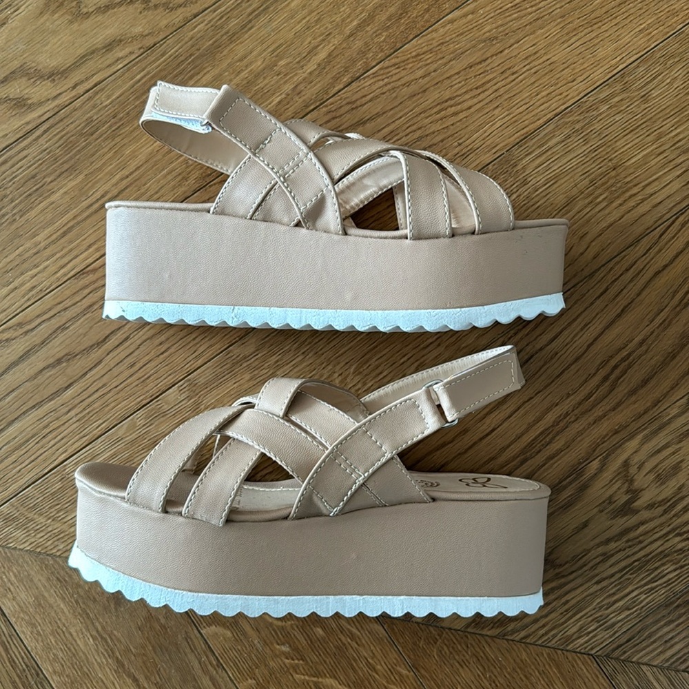 Brand New Nude Wedge Sandals, a great addition to your summer wardrobe!!!